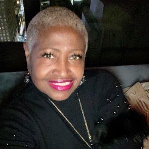 Meet your Posher, Angela